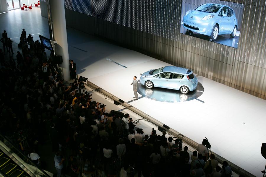  Nissan Leaf 2010 года  (фото 40 из 77)
